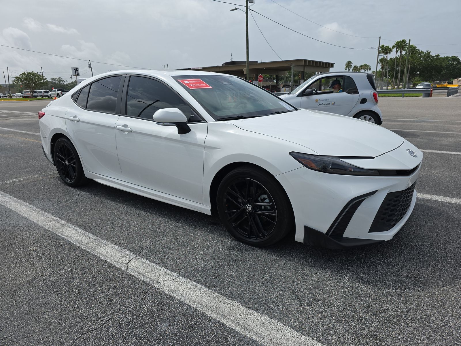 2025 Toyota Camry SE FWD