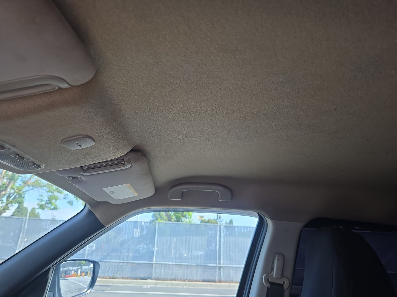 2016 Nissan JUKE S FWD