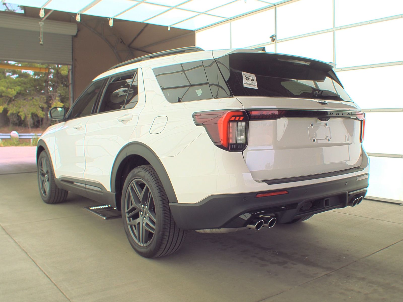2025 Ford Explorer ST AWD