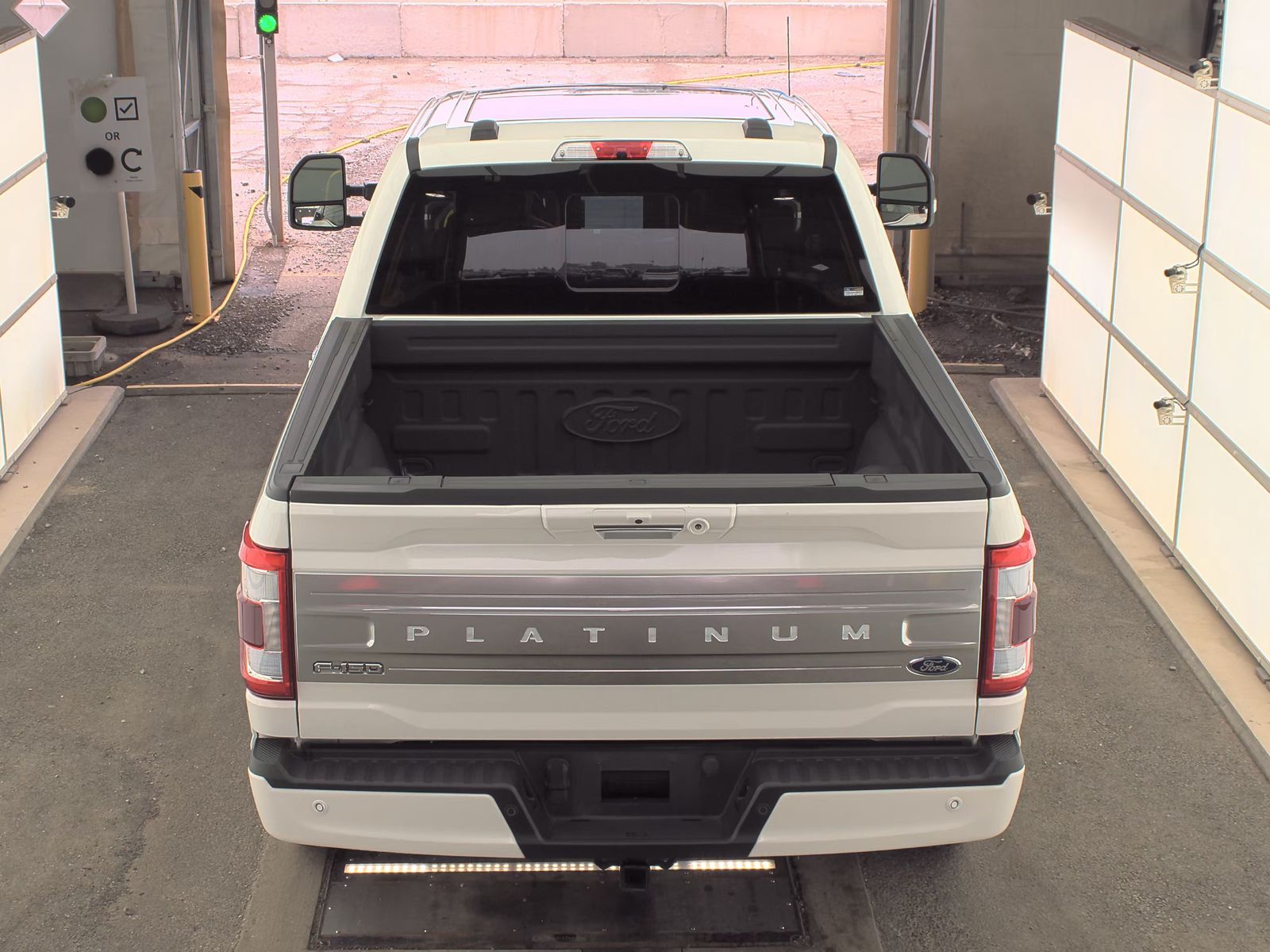 2022 Ford F-150 Hybrid Platinum AWD