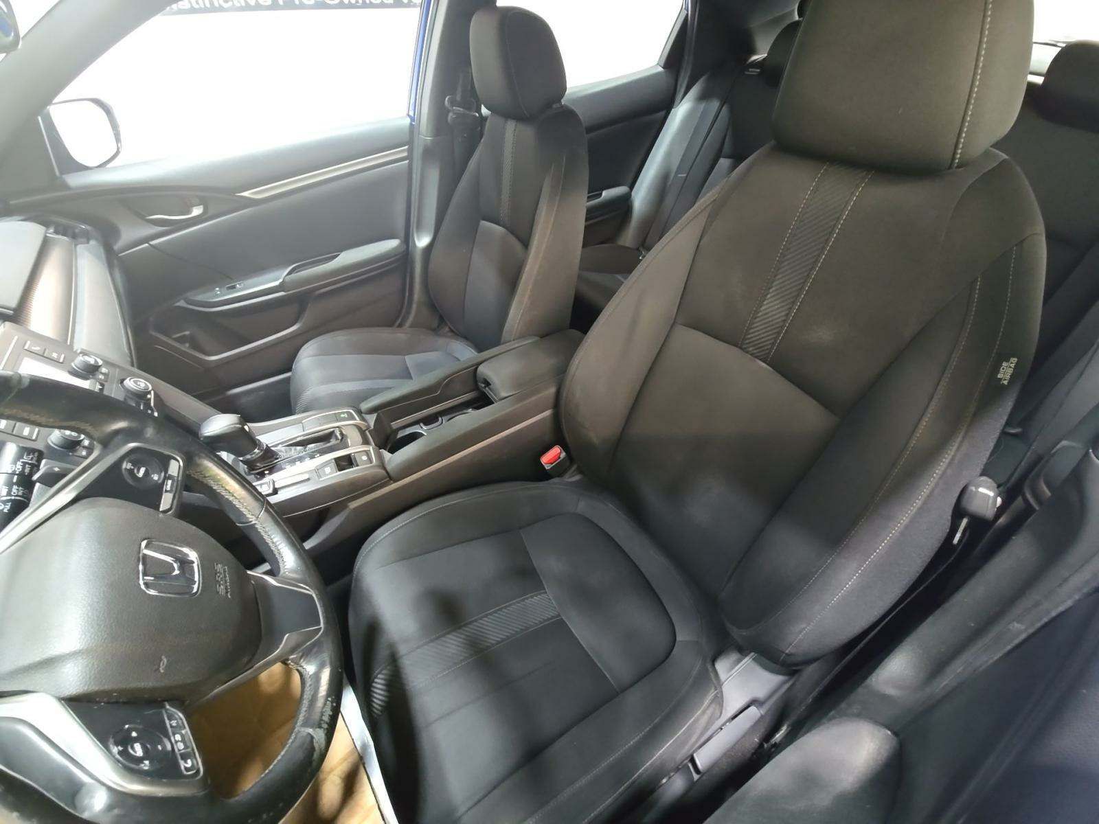 2017 Honda Civic Hatchback Sport FWD