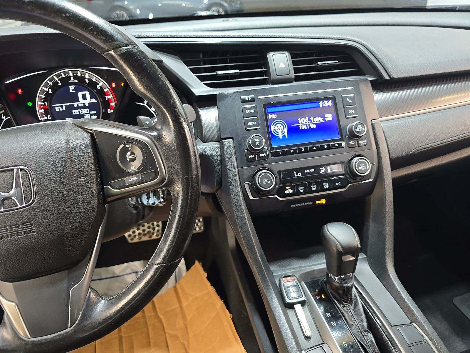 2017 Honda Civic Hatchback Sport FWD