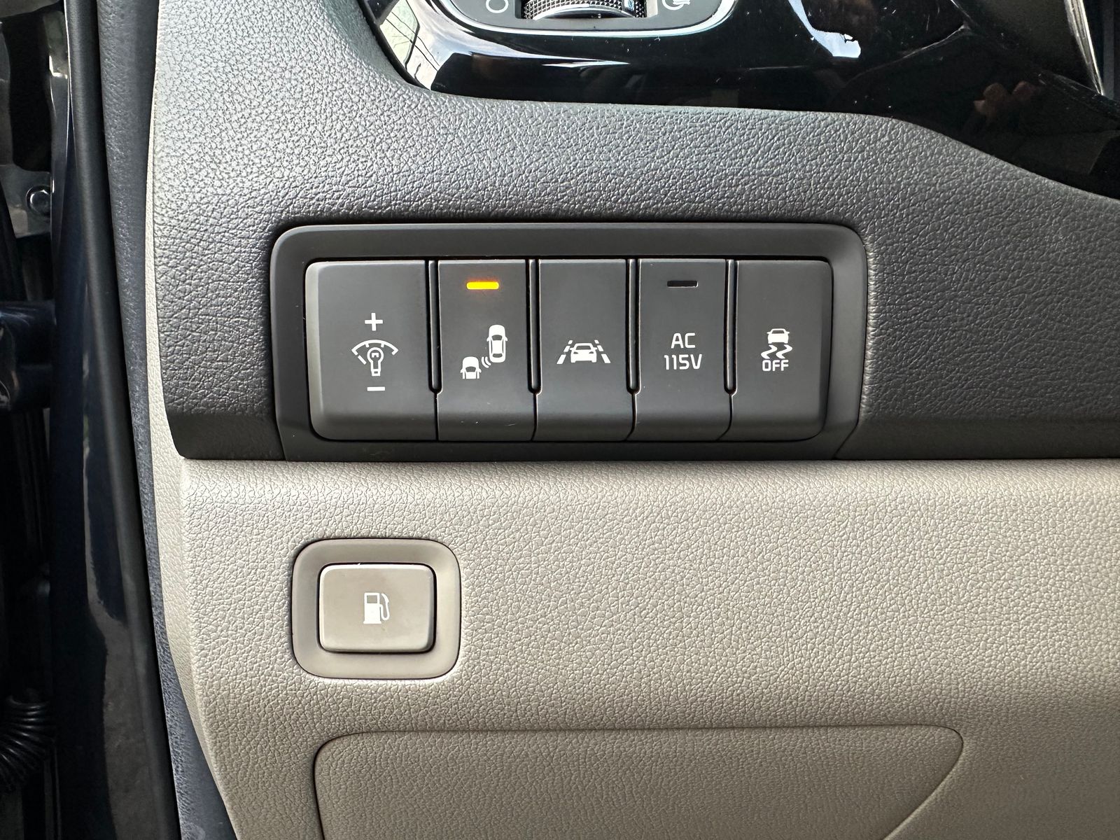 2016 Kia Sedona SX FWD
