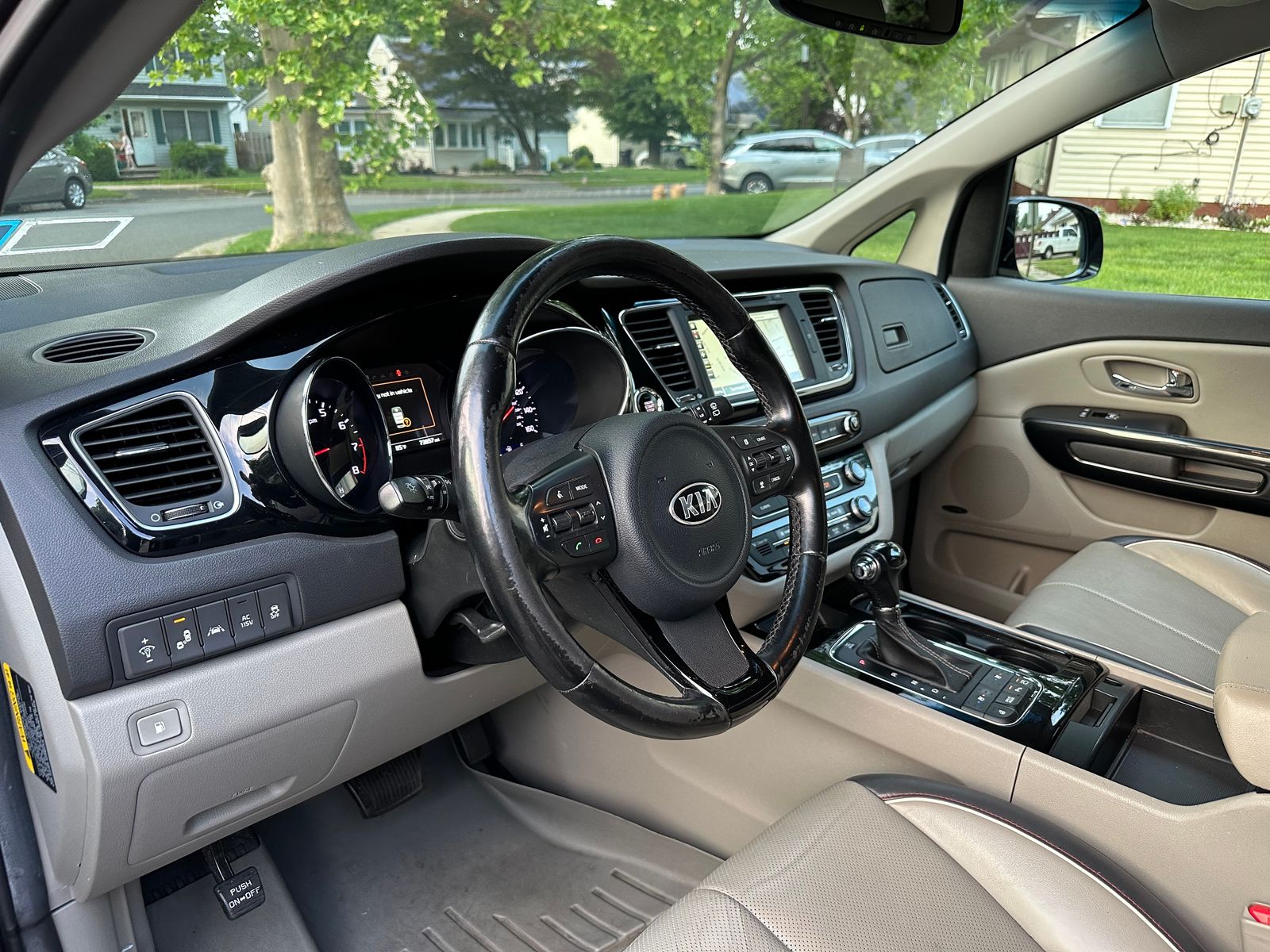 2016 Kia Sedona SX FWD