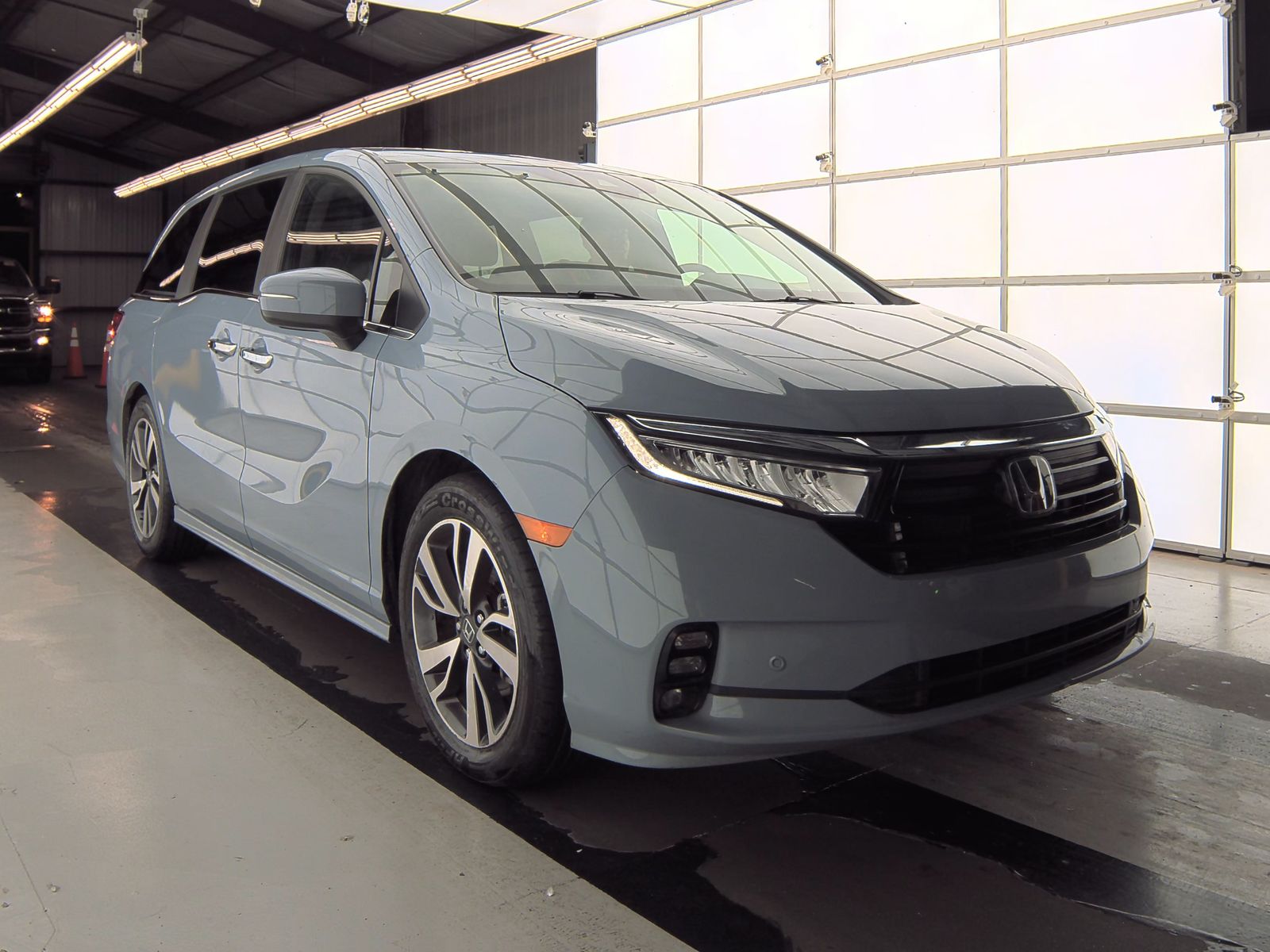 2024 Honda Odyssey Touring FWD