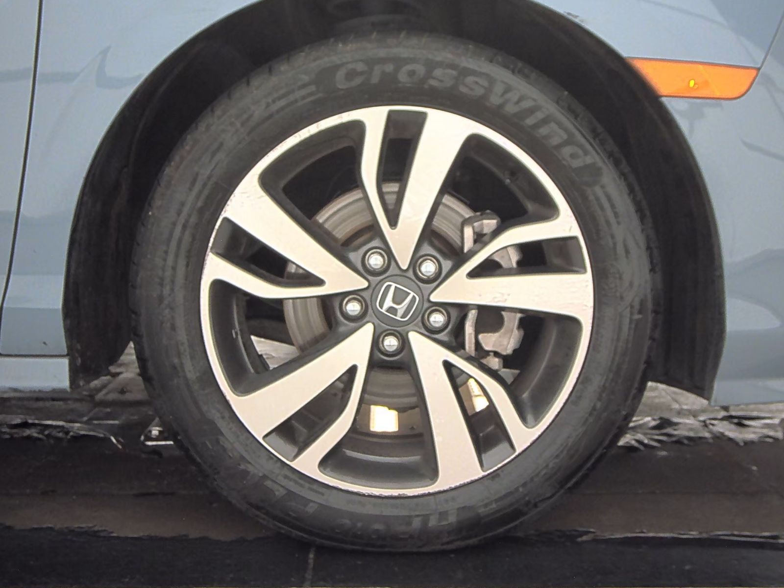 2024 Honda Odyssey Touring FWD