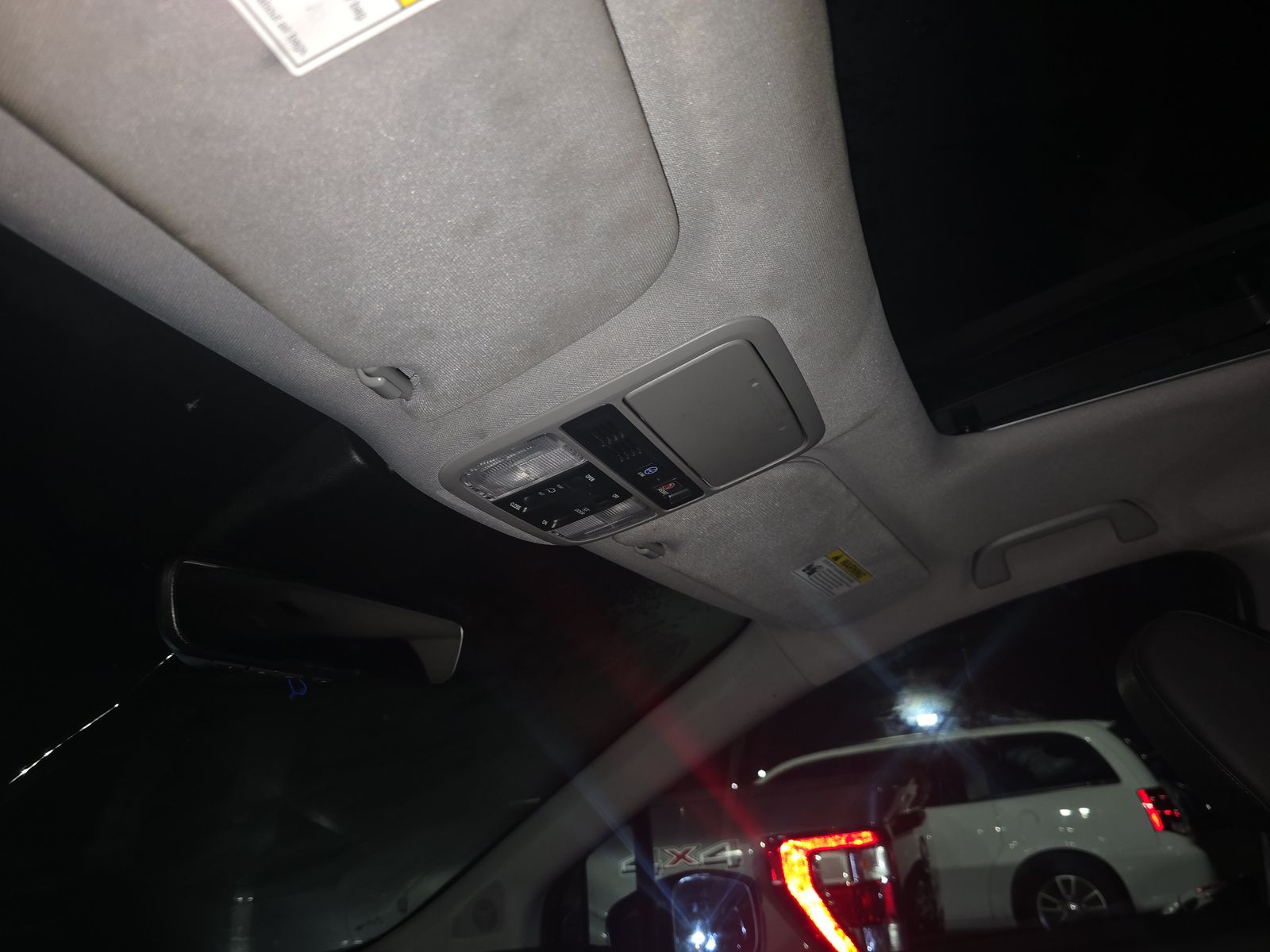 2024 Honda Odyssey Touring FWD