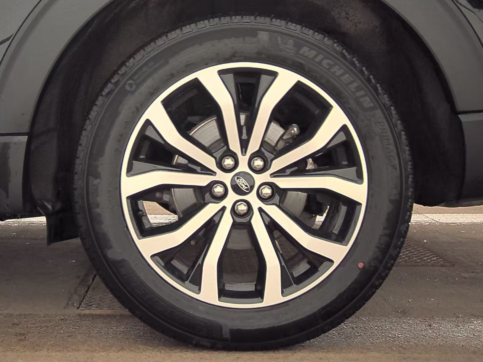 2025 Ford Explorer ST-Line AWD