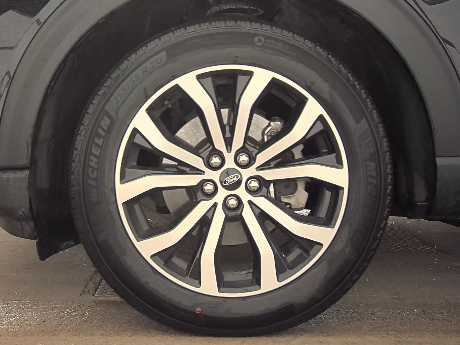 2025 Ford Explorer ST-Line AWD