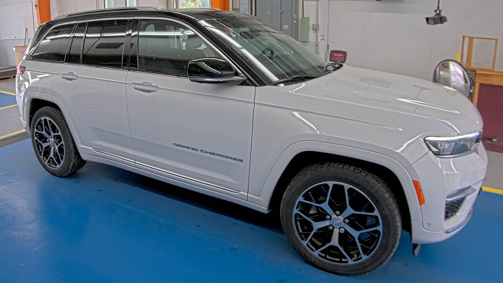 2024 Jeep Grand Cherokee Summit Reserve AWD