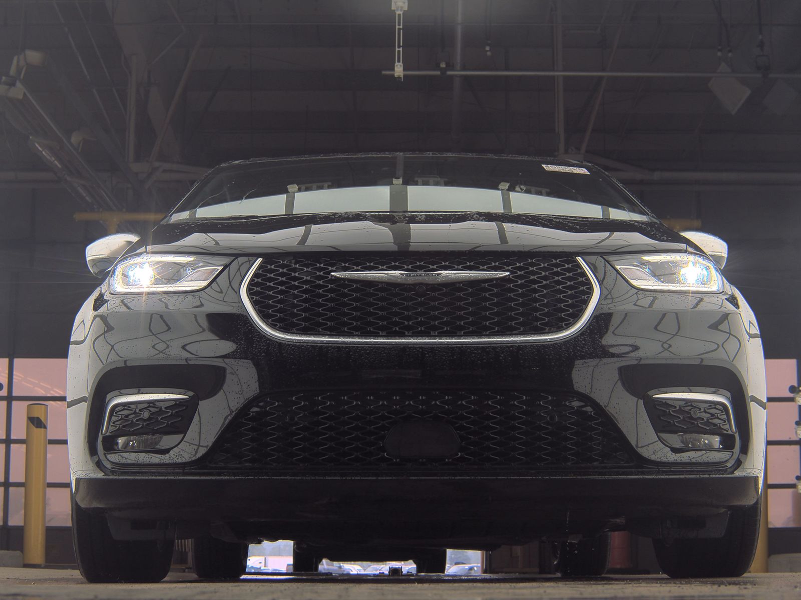 2024 Chrysler Pacifica Hybrid Pinnacle FWD