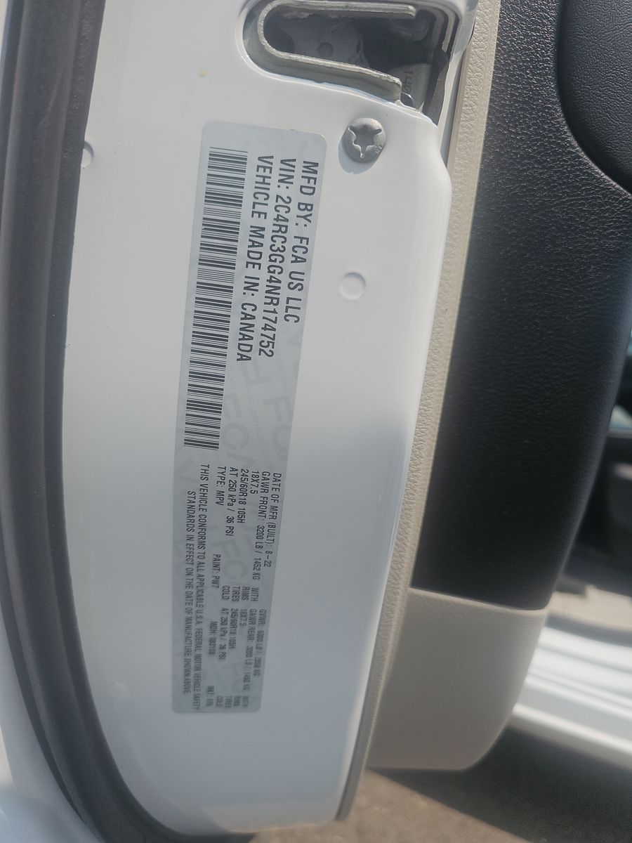 2022 Chrysler Pacifica Limited AWD