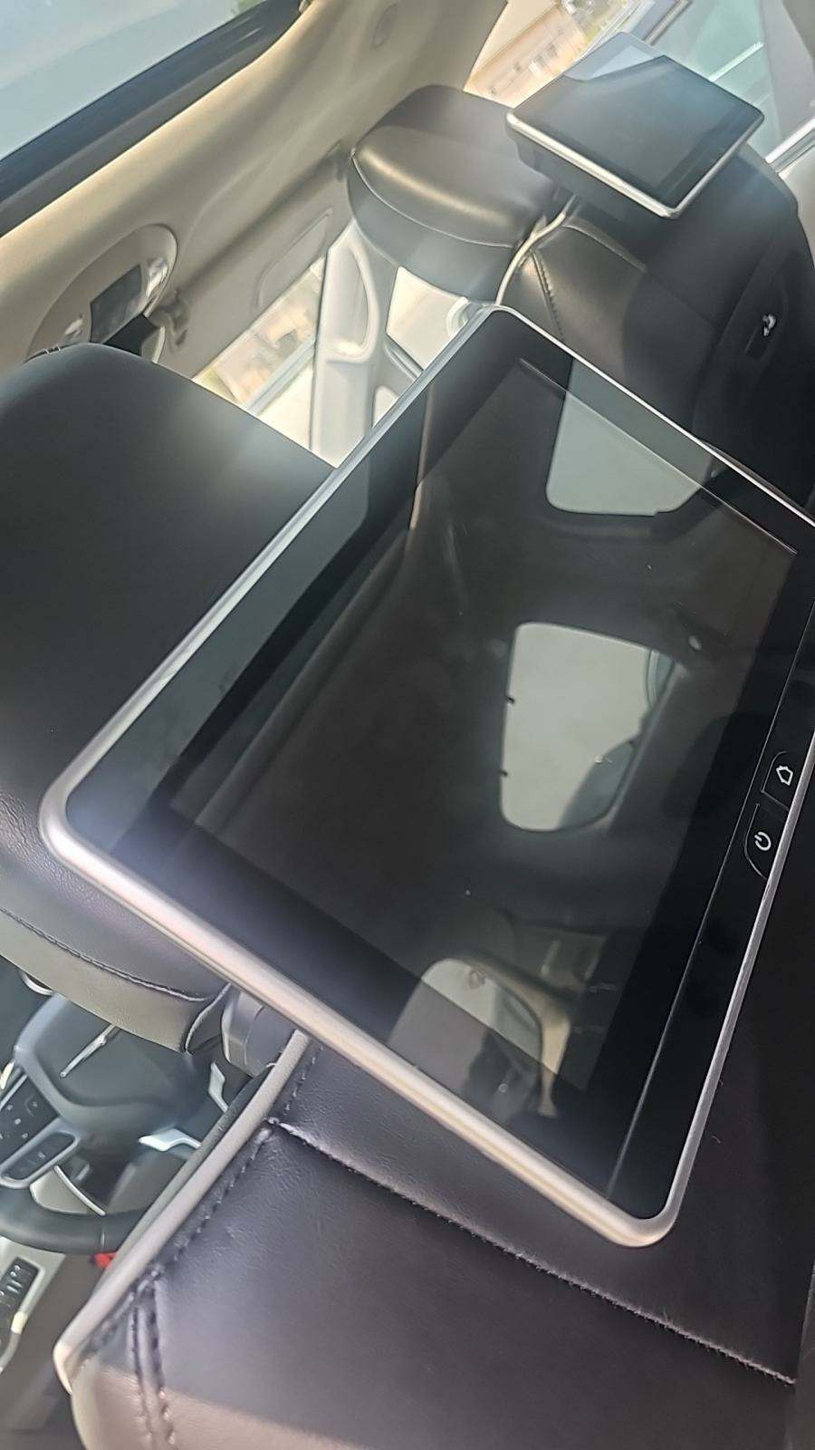 2022 Chrysler Pacifica Limited AWD