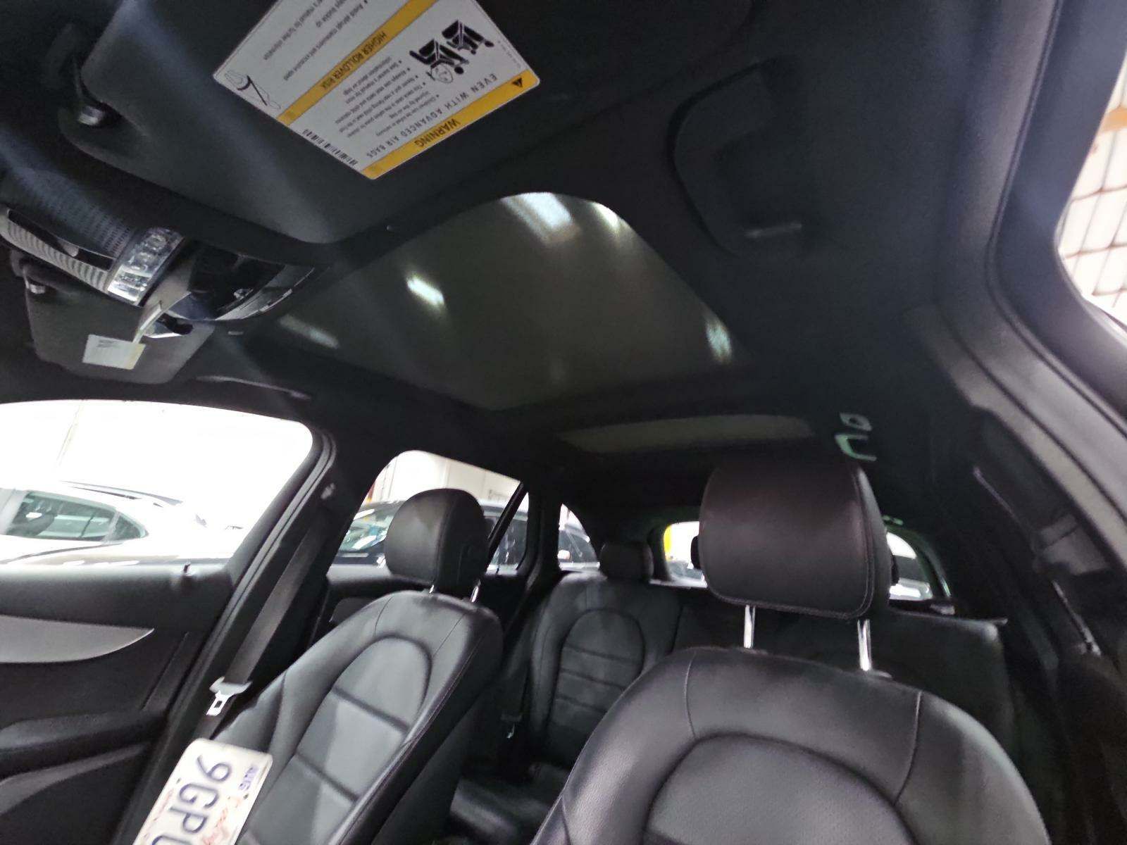 2022 Mercedes-Benz GLC GLC 300 RWD