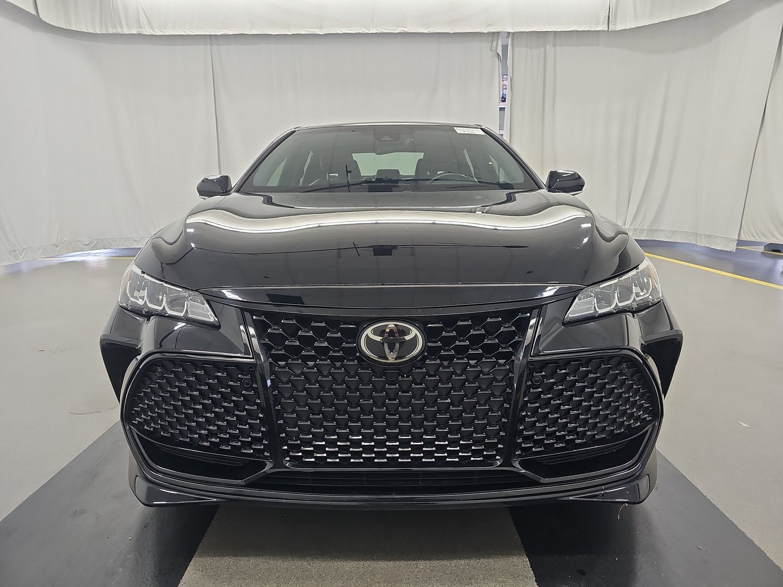 2021 Toyota Avalon XSE Nightshade FWD