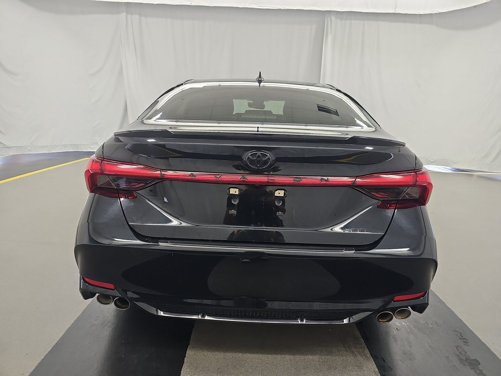 2021 Toyota Avalon XSE Nightshade FWD