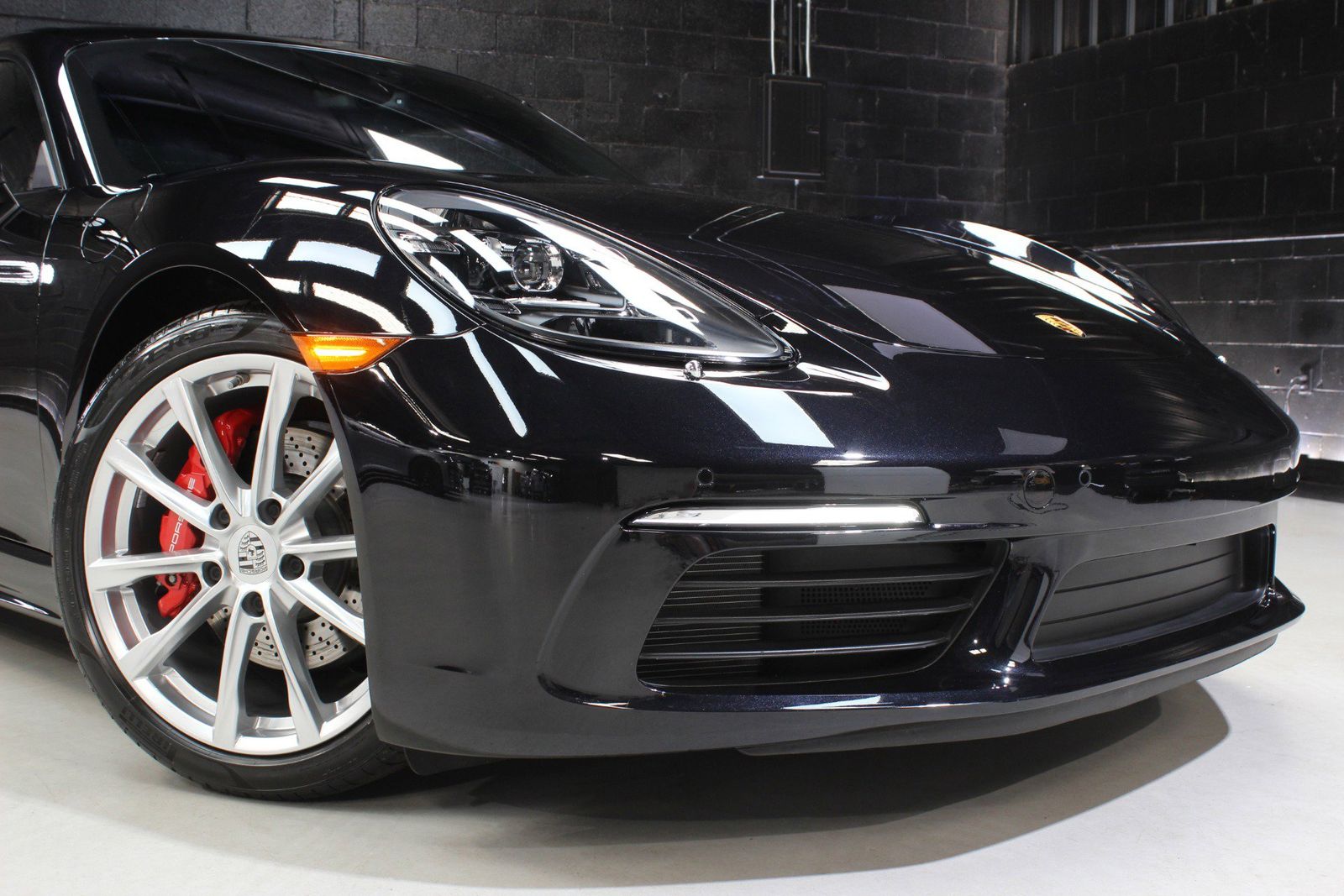 2022 Porsche 718 Cayman S RWD