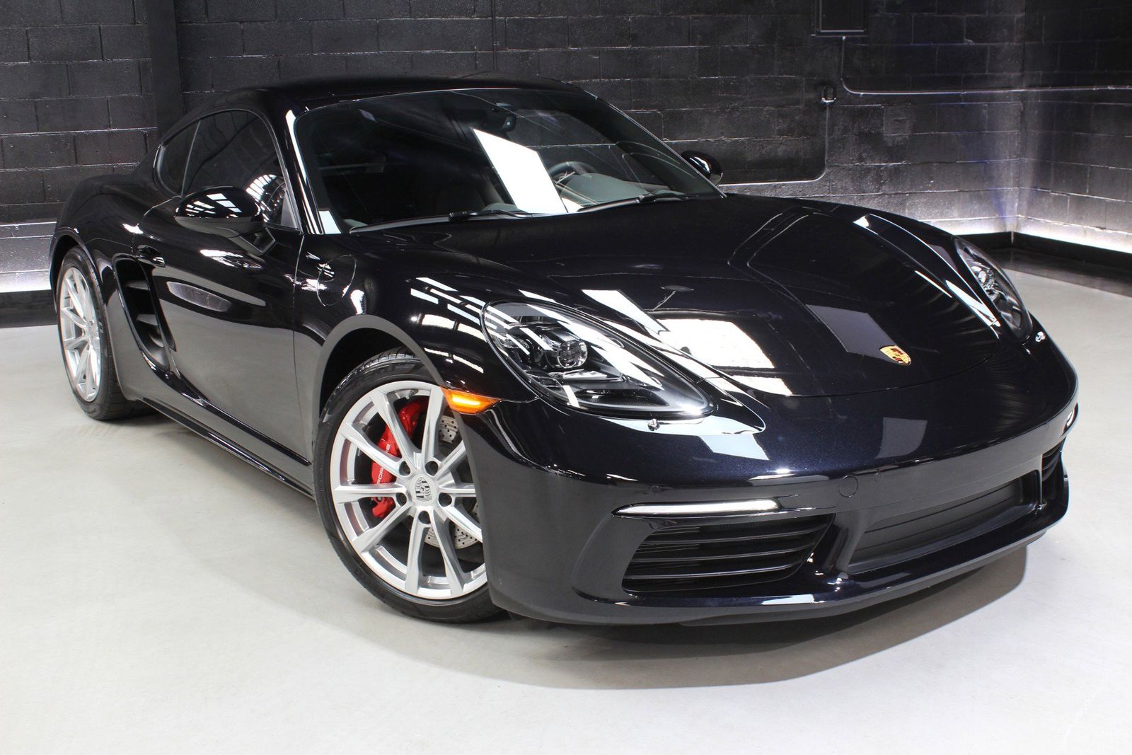 2022 Porsche 718 Cayman S RWD