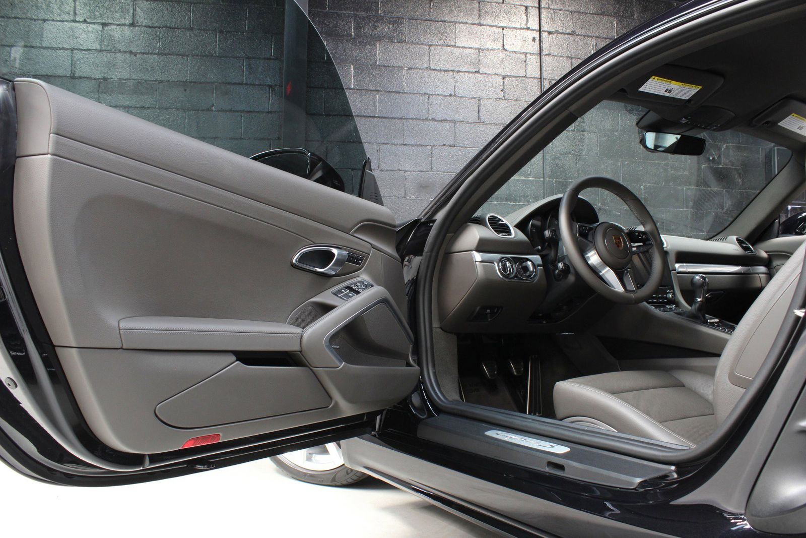 2022 Porsche 718 Cayman S RWD