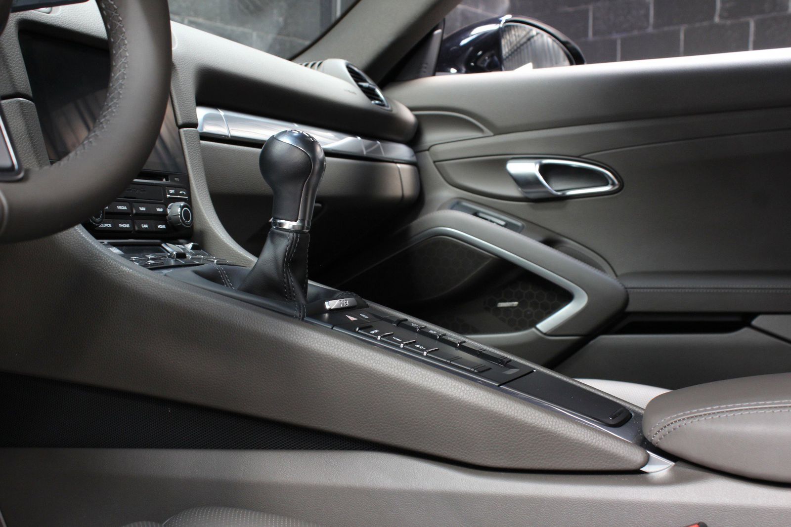 2022 Porsche 718 Cayman S RWD