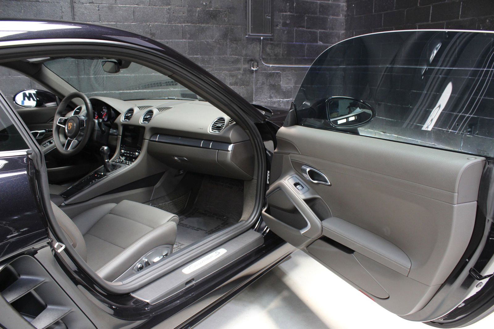 2022 Porsche 718 Cayman S RWD