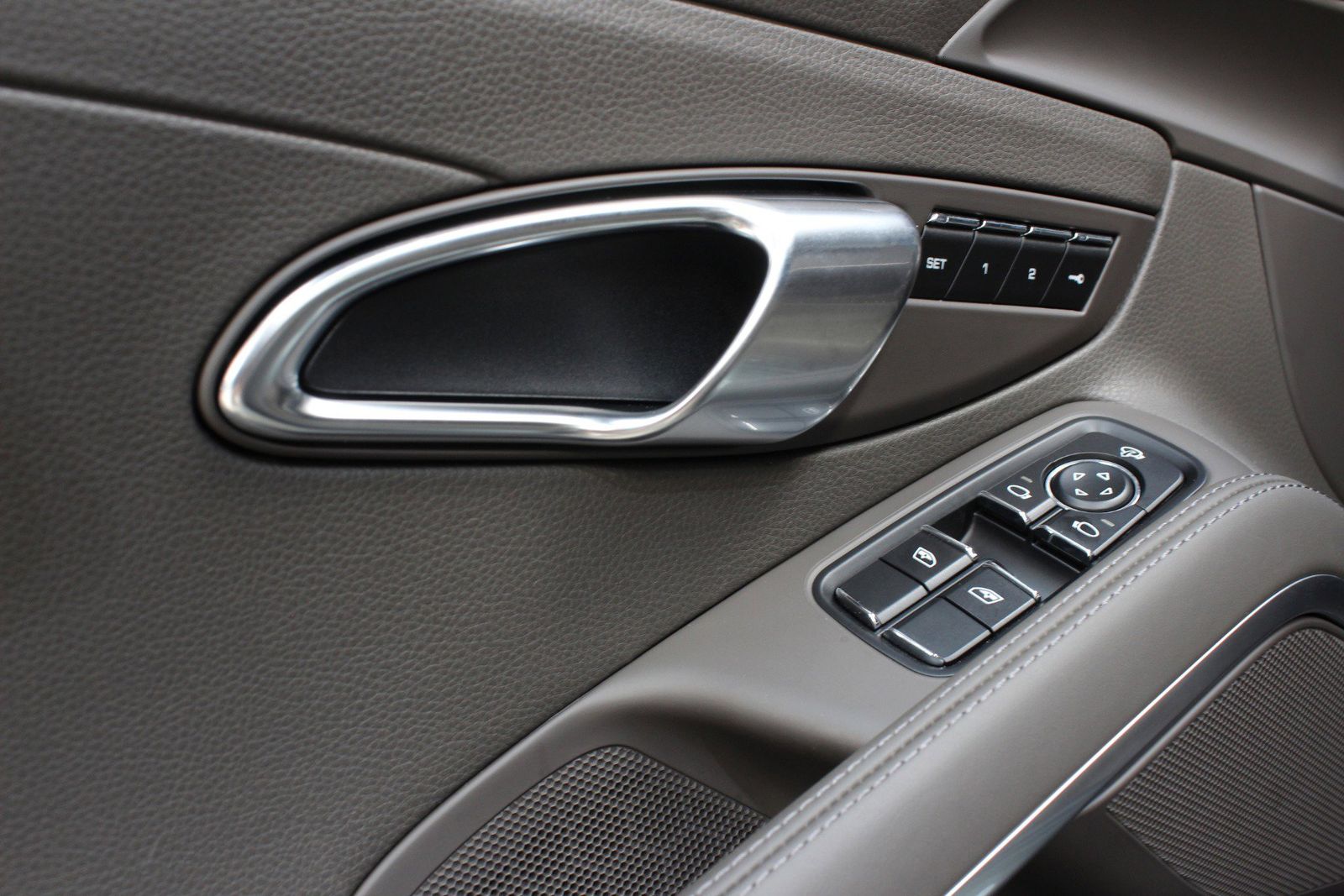 2022 Porsche 718 Cayman S RWD