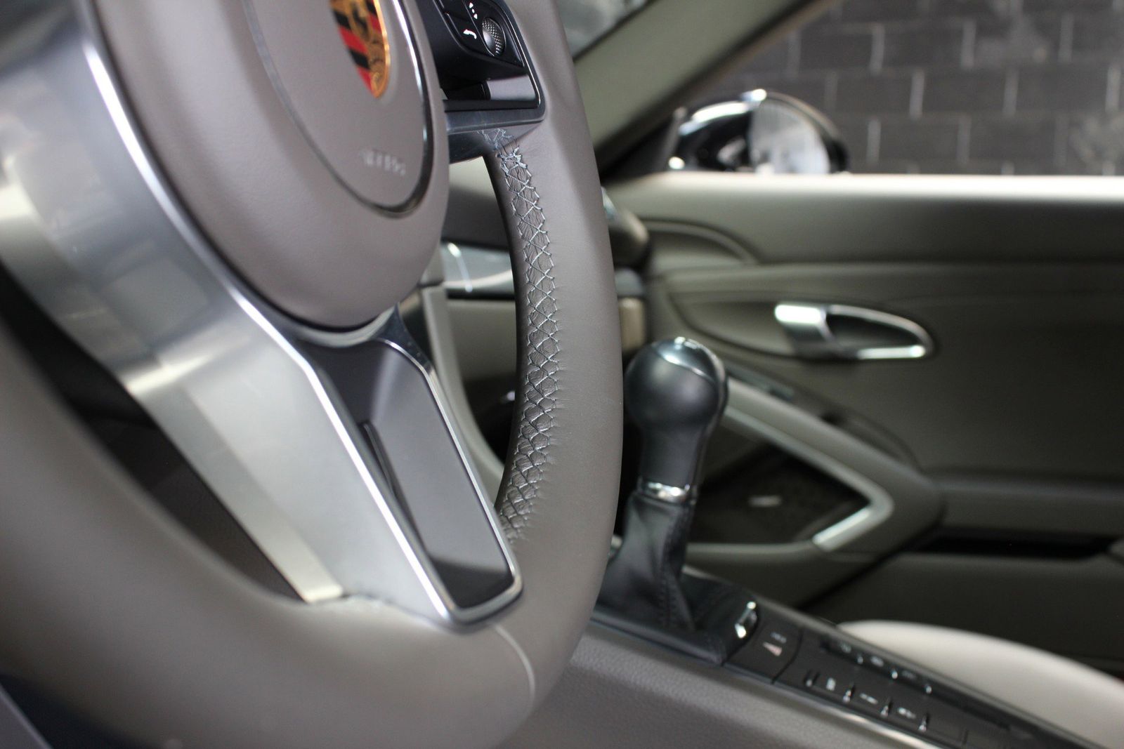 2022 Porsche 718 Cayman S RWD