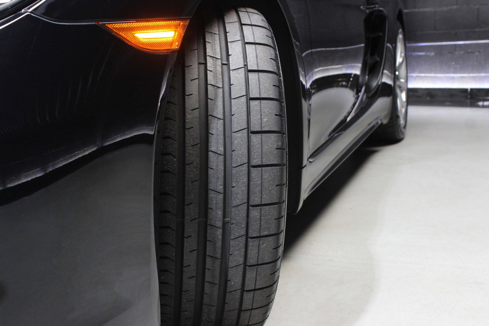 2022 Porsche 718 Cayman S RWD