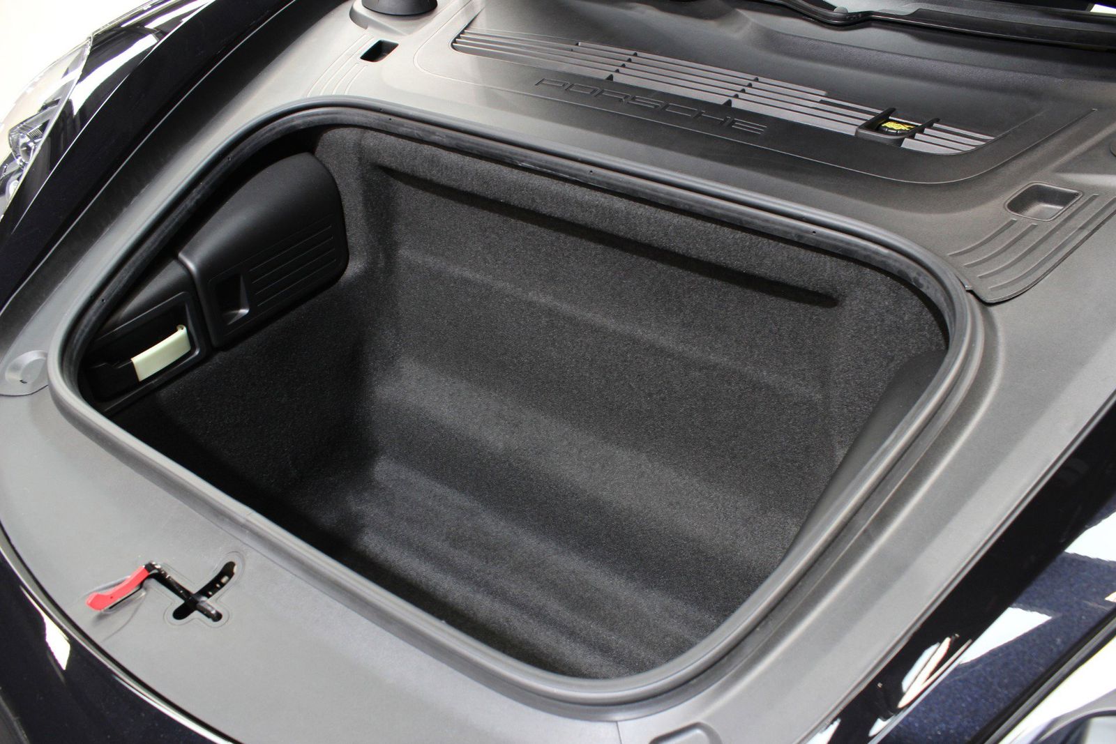 2022 Porsche 718 Cayman S RWD