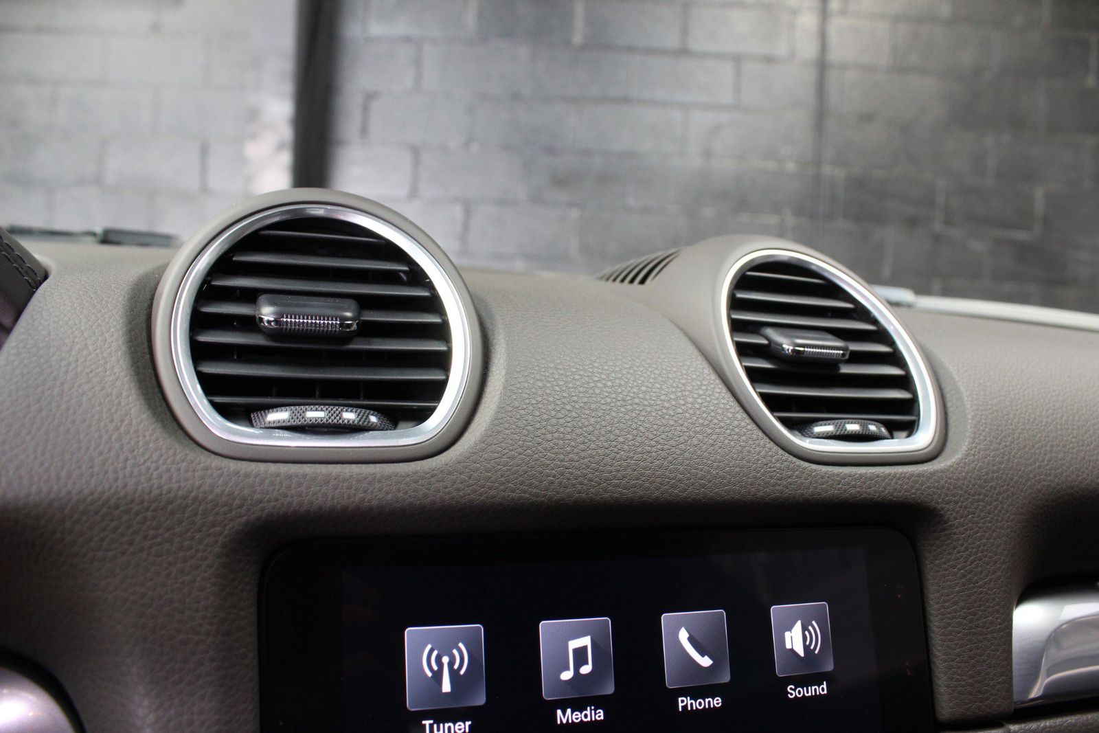 2022 Porsche 718 Cayman S RWD