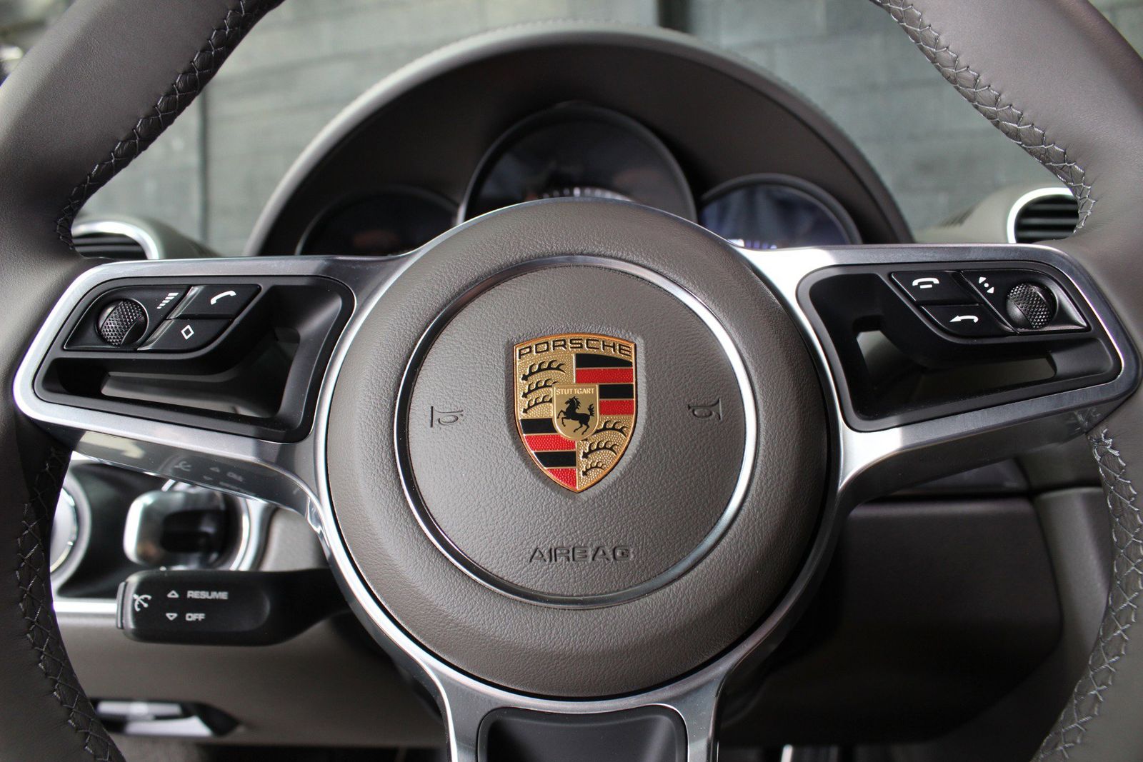 2022 Porsche 718 Cayman S RWD