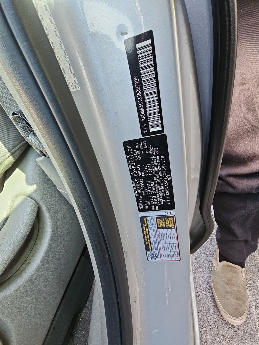 2018 Kia Sedona L FWD