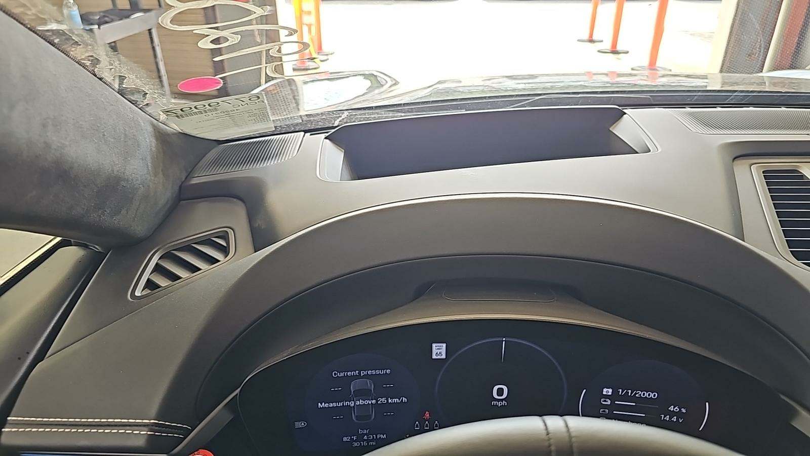 2024 Porsche Macan Electric Turbo AWD