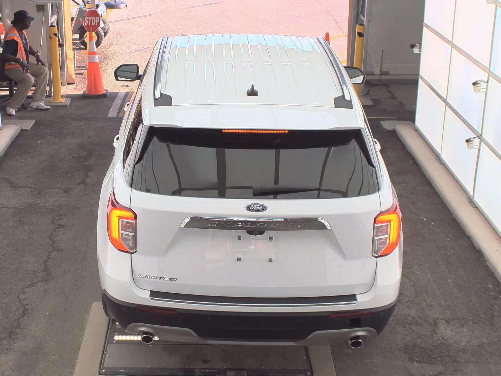 2022 Ford Explorer Limited RWD