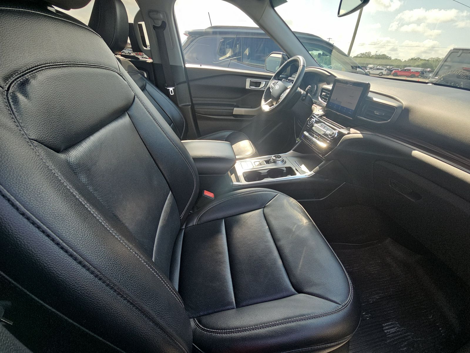 2022 Ford Explorer Limited RWD