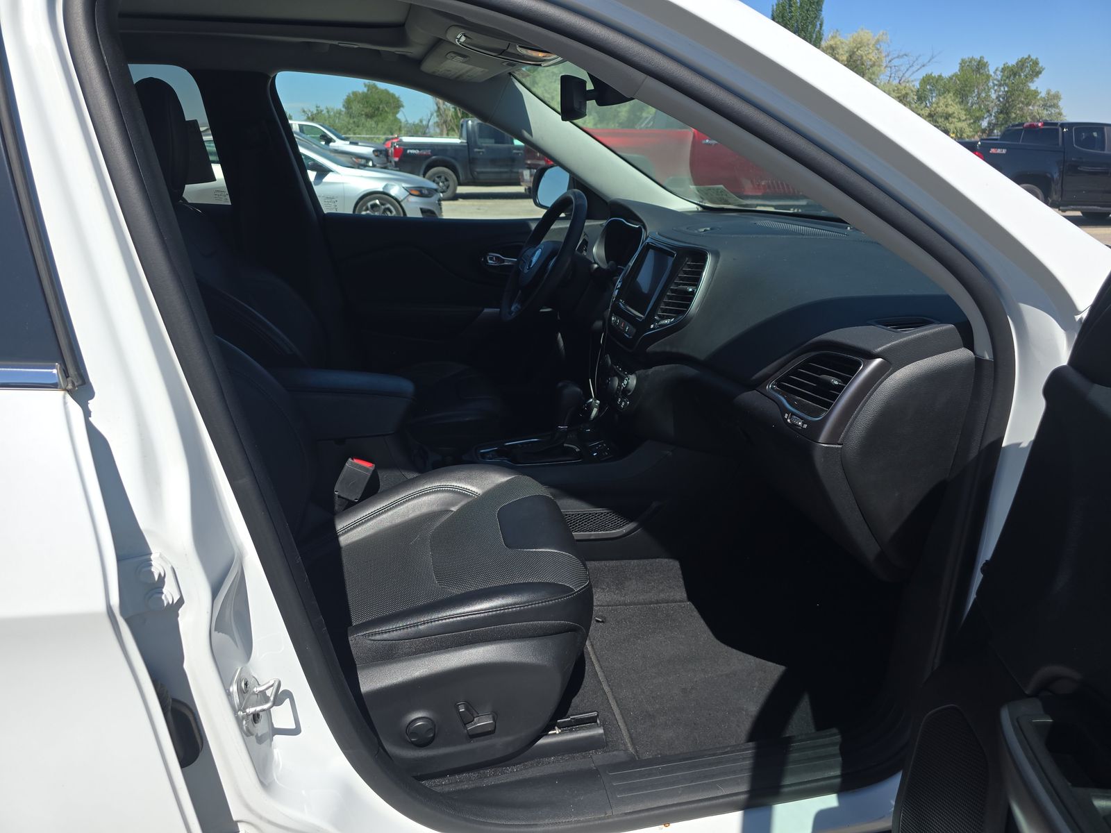 2022 Jeep Cherokee Limited AWD