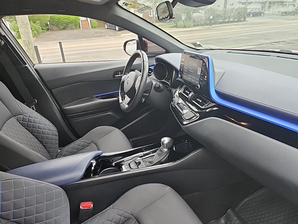 2020 Toyota C-HR XLE FWD
