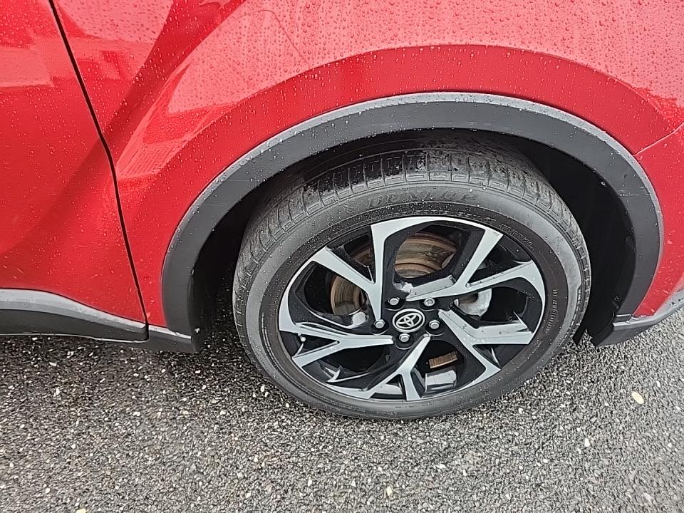 2020 Toyota C-HR XLE FWD