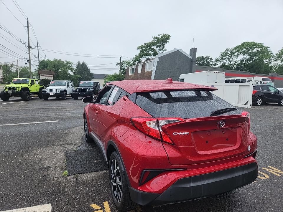 2020 Toyota C-HR XLE FWD