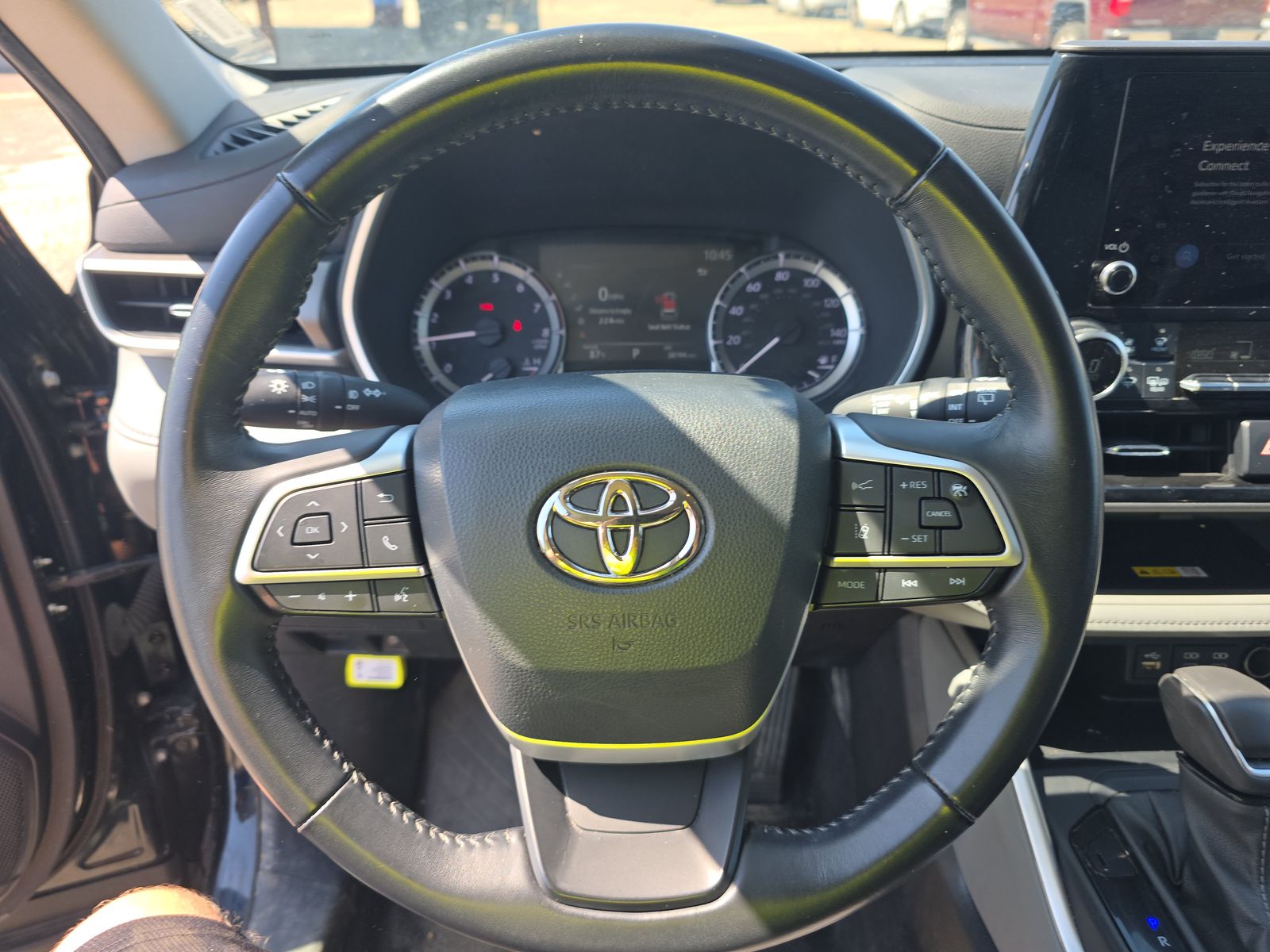 2023 Toyota Highlander XLE FWD