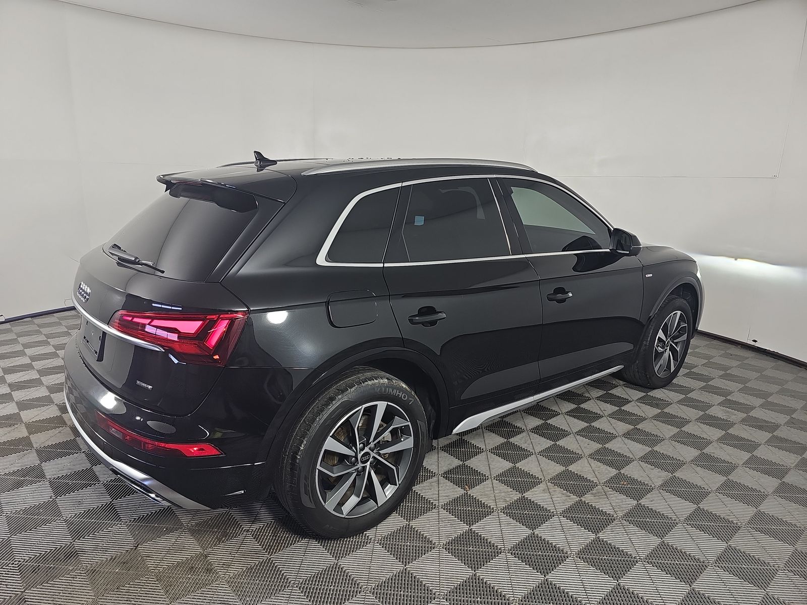 2023 Audi Q5 S line Premium AWD