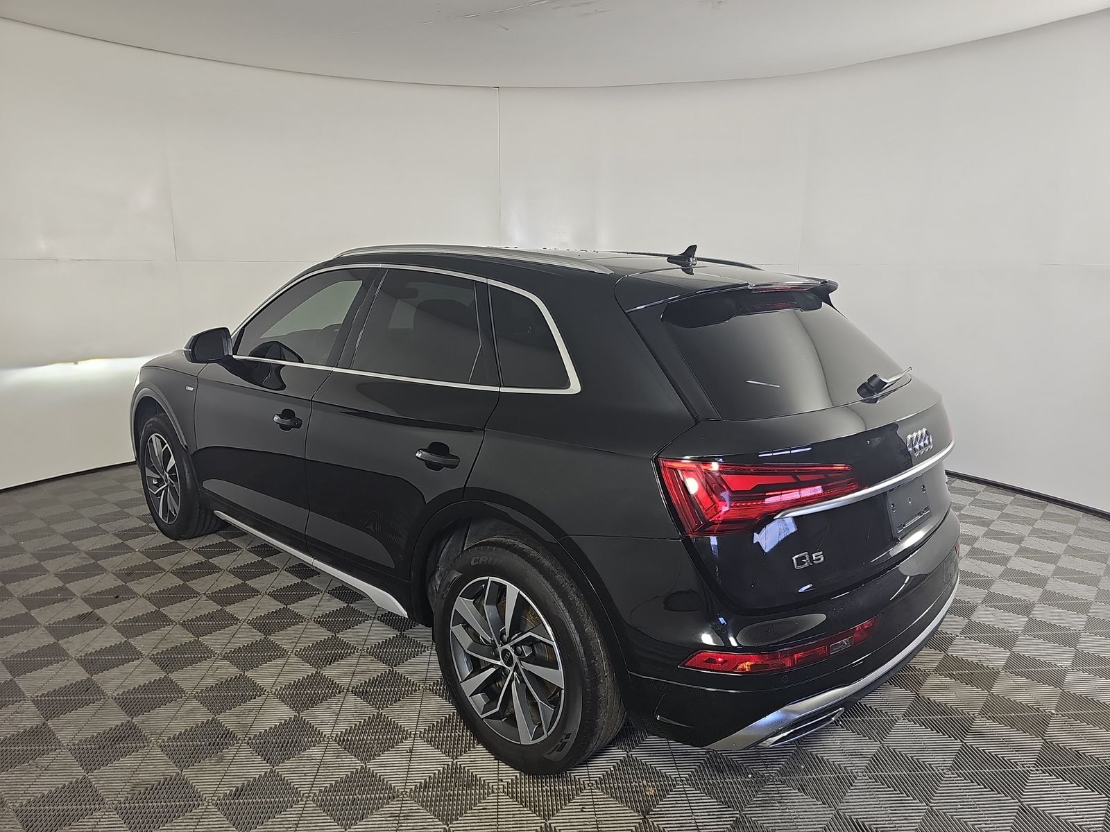 2023 Audi Q5 S line Premium AWD
