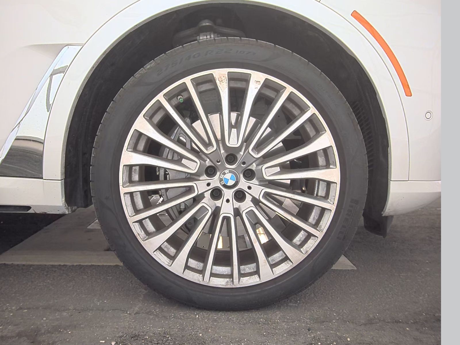 2025 BMW X7 xDrive40i AWD