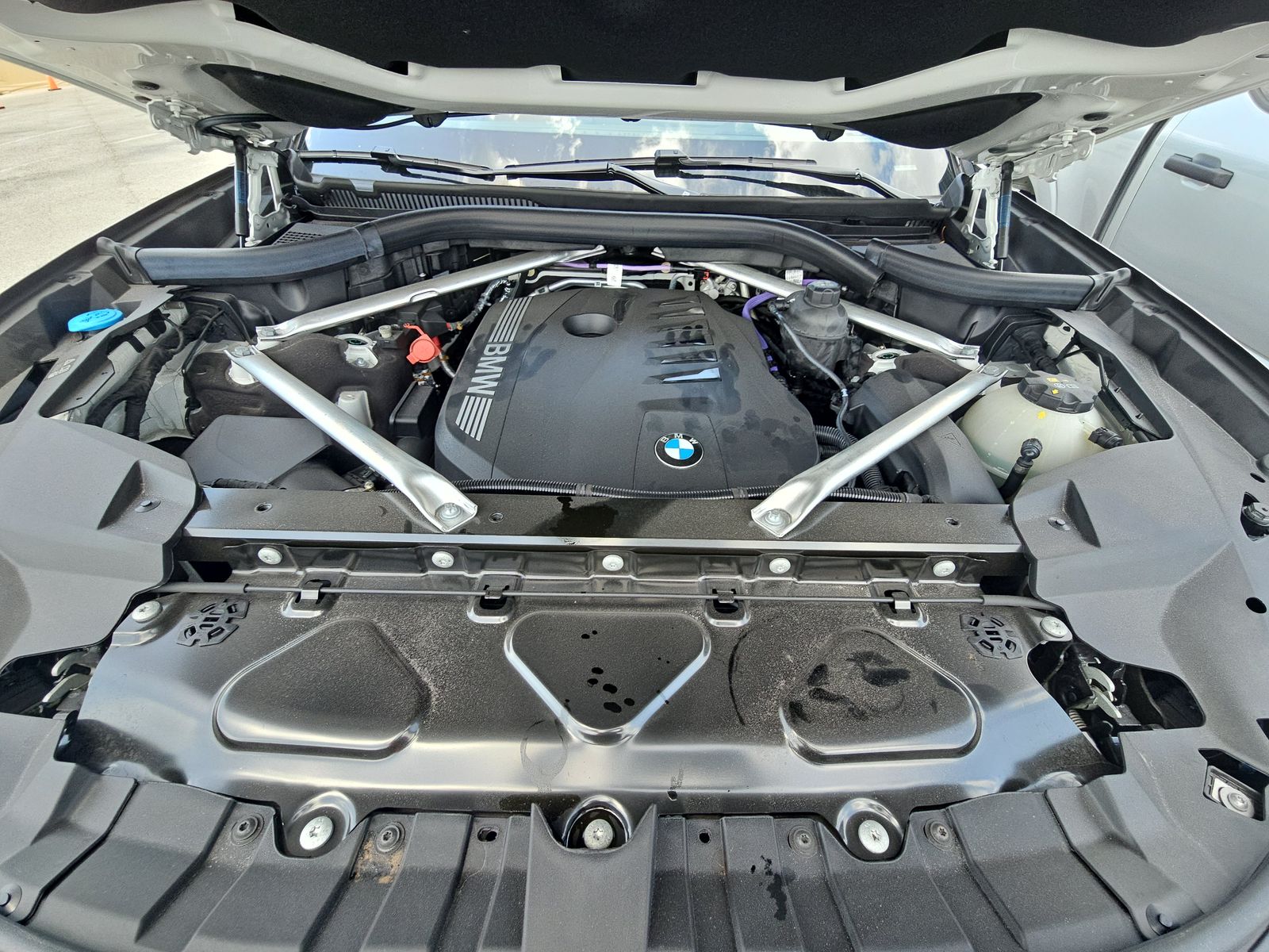 2025 BMW X7 xDrive40i AWD