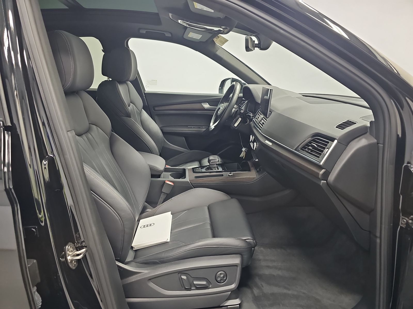 2023 Audi Q5 S line Premium Plus AWD