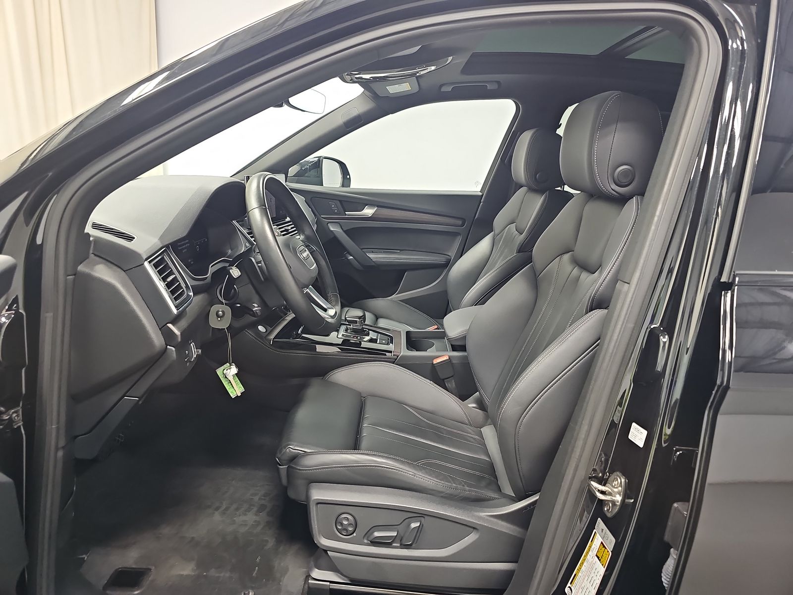 2023 Audi Q5 S line Premium Plus AWD