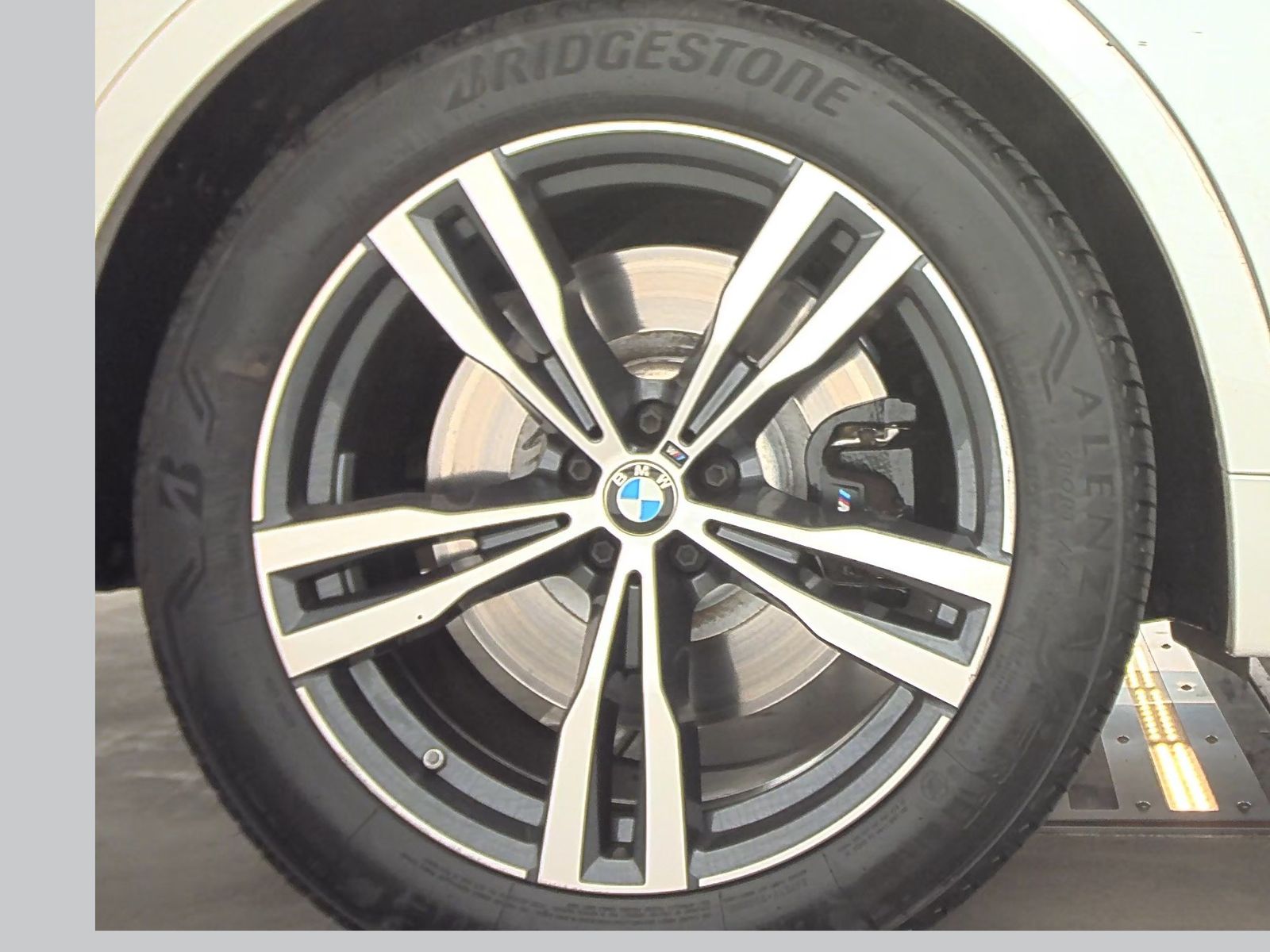2022 BMW X7 M50i AWD