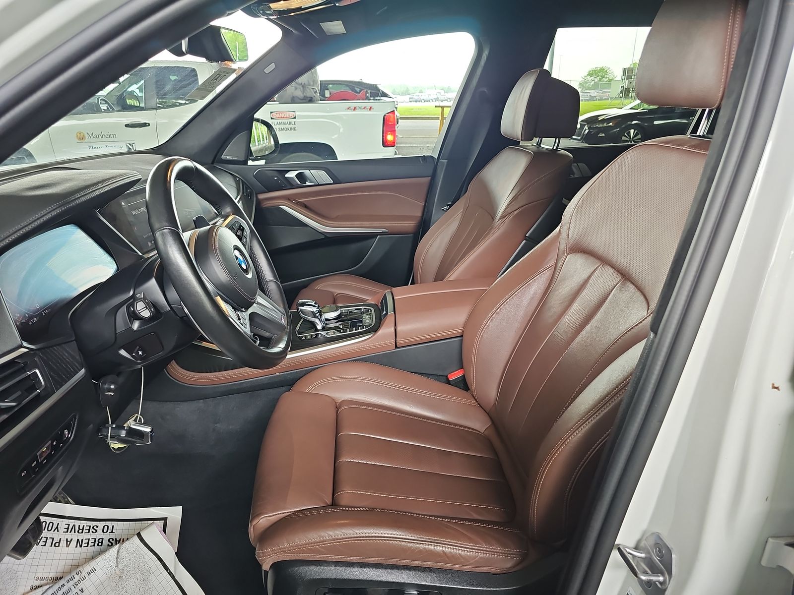 2022 BMW X7 M50i AWD