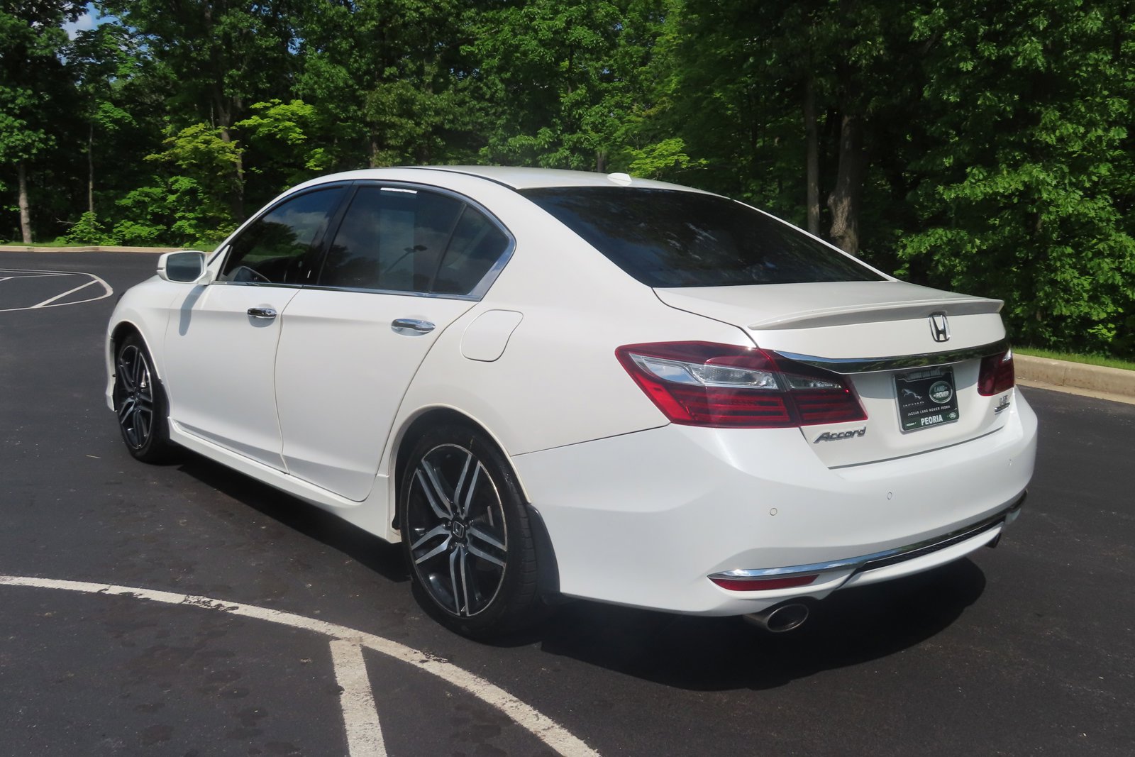 2017 Honda Accord Sedan Touring FWD
