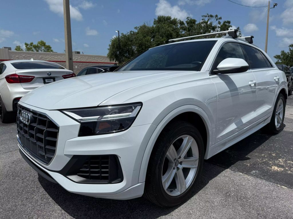 2019 Audi Q8 Premium